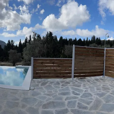 Tsoutsis Vila