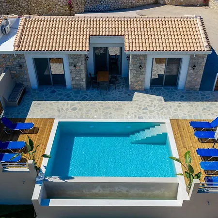 Tsoutsis Vila *